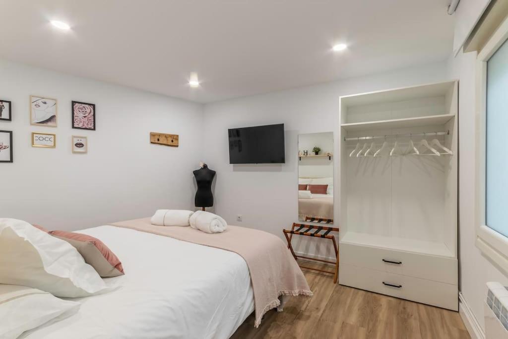 Apt In The Old Town With Cool Terrace!! Private Parking Bilbao Exteriér fotografie
