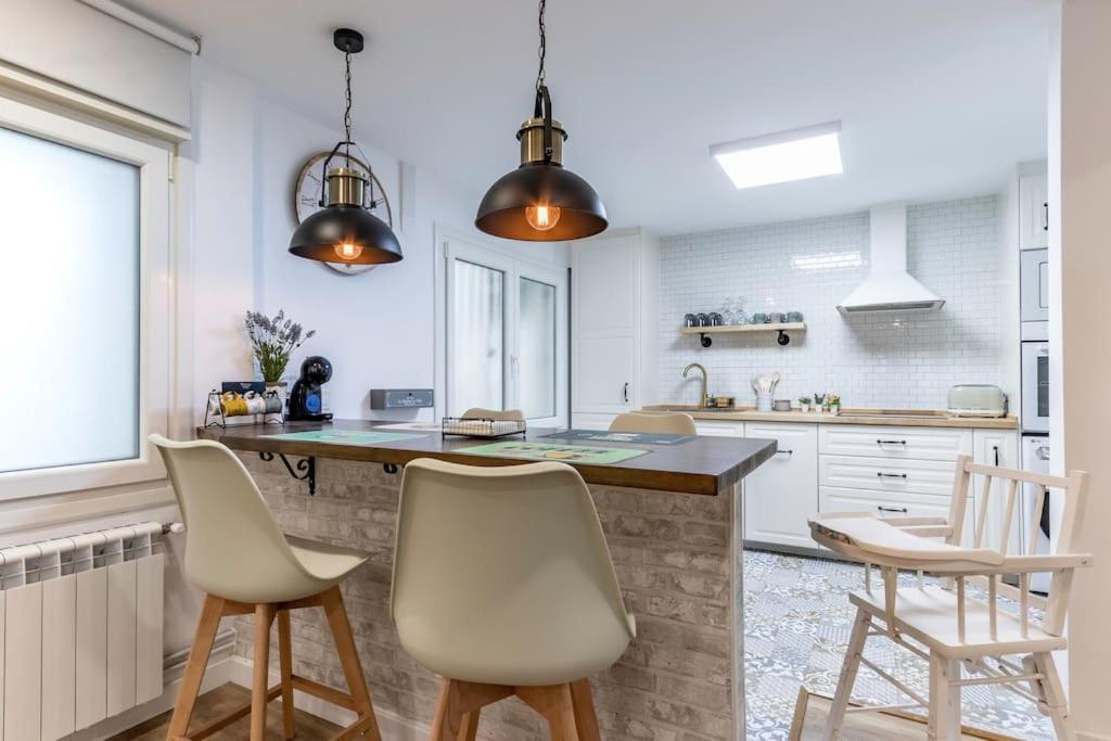 Apt In The Old Town With Cool Terrace!! Private Parking Bilbao Exteriér fotografie